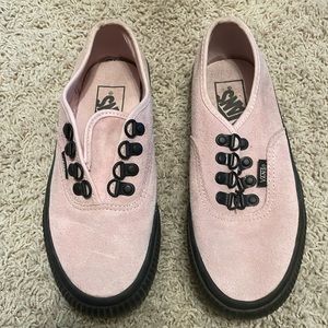 Light pink Vans no laces